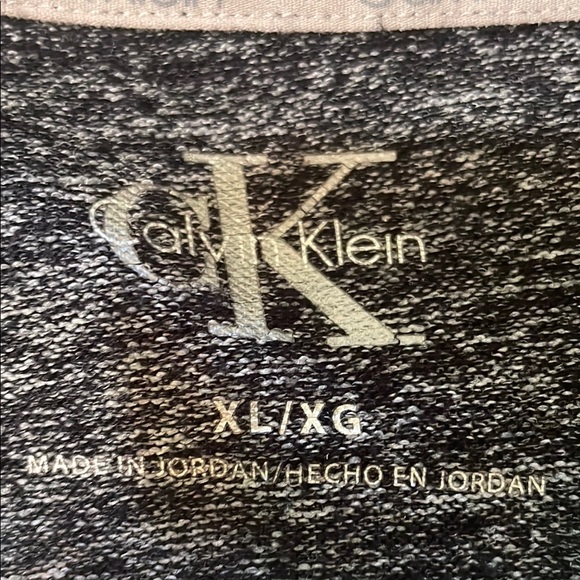 Calvin Klein Gray Asymmetrical Dolman Sleeve Top - Picture 2 of 6